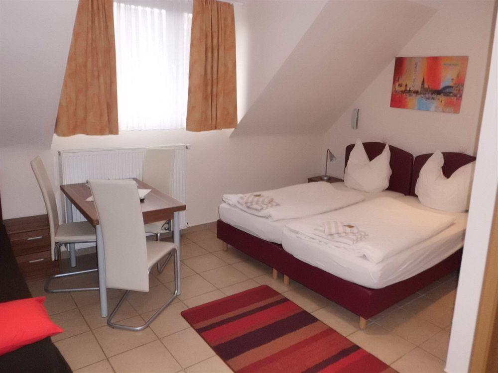 Hotel Schuetze Superior Hürth Dış mekan fotoğraf