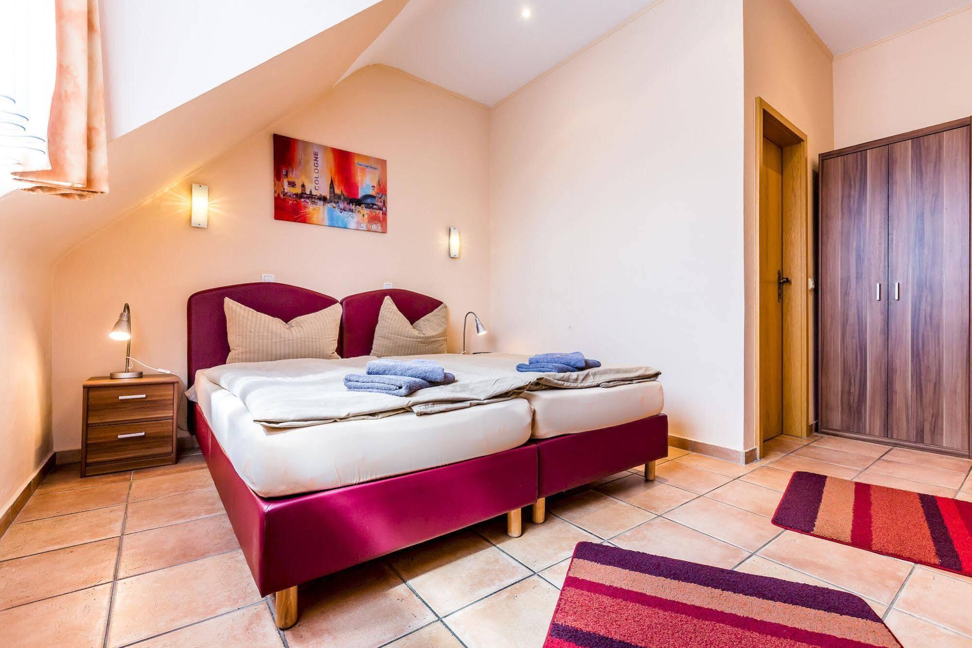 Hotel Schuetze Superior Hürth Dış mekan fotoğraf